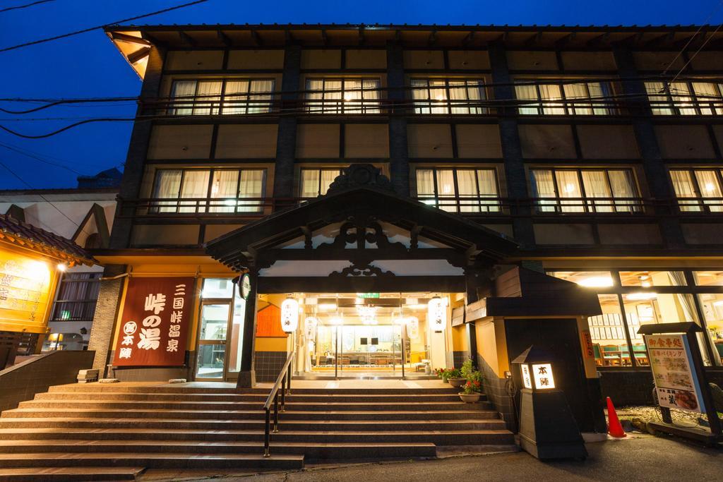 Mikunitoge Onsen Oyado Honjin Hotell Yuzawa  Exteriör bild
